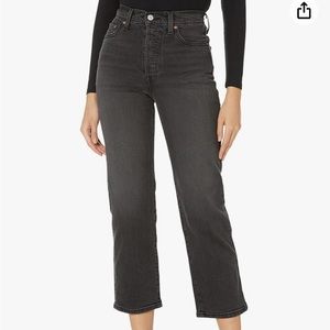 Like New Levi’s Ribcage Black Jeans